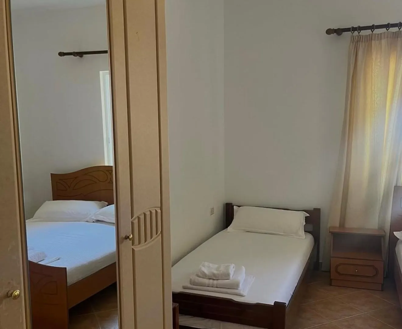 Dema Guesthouse Ksamil